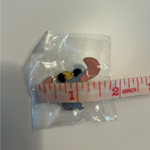 Disney pin, Dumbo - Picture 4 of 5
